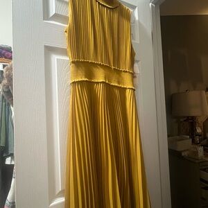 Elegant Yellow Pleated Dress
